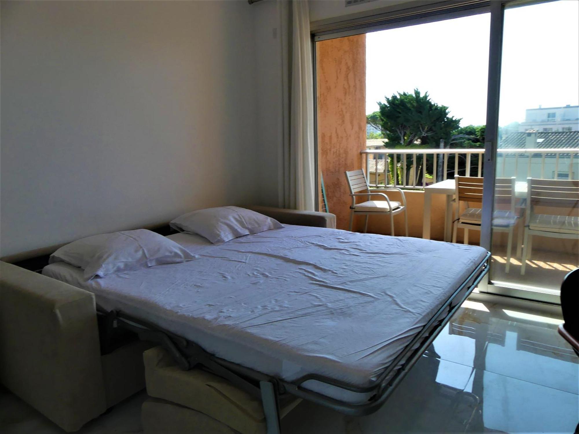Eden Azur - Residence Hoteliere Golfe-Juan Exterior photo